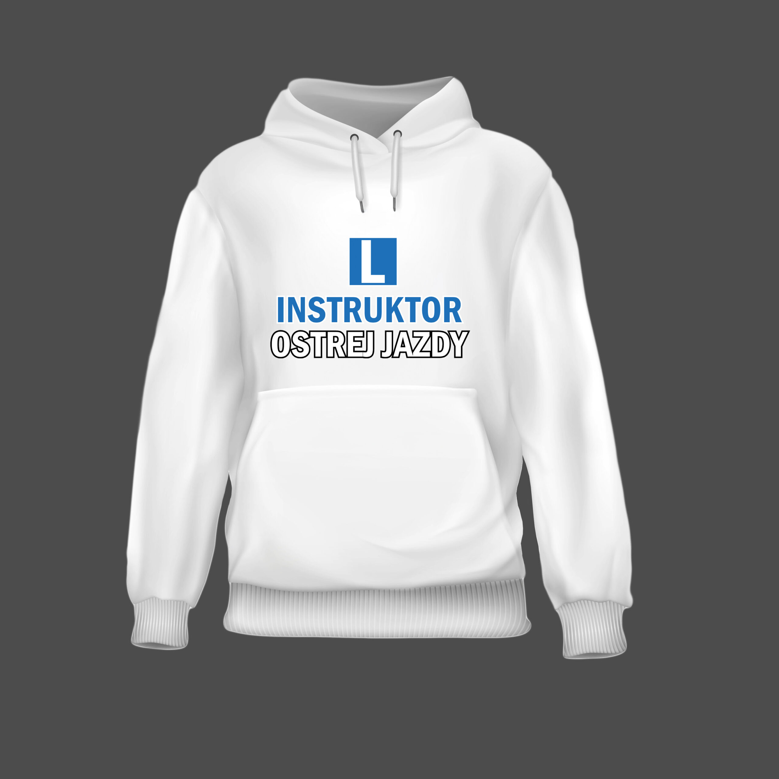 Biała bluza z kapturem z napisem Instruktor Ostrej Jazdy i niebieską literą L.