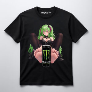 Koszulka z grafiką anime, zielonowłosą postacią i puszką Monster.
